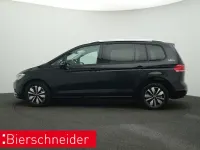 Gebraucht VW Touran Comfortline 150 PS (110 kW) 2025 Schwarz Van / Kleinbus