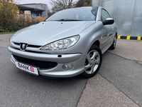Gebraucht Peugeot 206 CC 109 PS (80 kW) 2007 Silber Cabrio