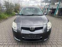 Gebraucht Toyota Auris Life 101 PS (74 kW) 2009 Grau Kleinwagen