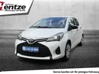 Gebraucht Toyota Yaris 69 PS (50 kW) 2015 Super white 2 Kleinwagen