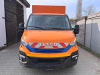 Gebraucht Iveco Daily 136 PS (100 kW) 2018 Orange Van / Kleinbus