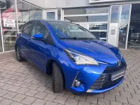 Gebraucht Toyota Yaris Club 111 PS (81 kW) 2019 Blau Limousine