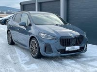 Gebraucht BMW 220 Active Tourer M Sport 170 PS (125 kW) 2025 Grau Van / Kleinbus