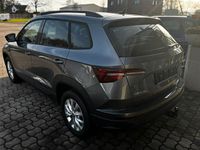 Neu Skoda Karoq Selection 150 PS (110 kW) 2026 Grau SUV