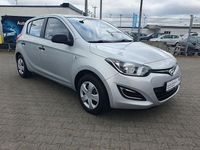 Gebraucht Hyundai i20 Edition 86 PS (63 kW) 2014 Silber Kleinwagen