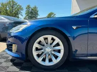 Gebraucht Tesla Model S 386 kW (525 PS) 2018 Deep blue metallic Kleinwagen
