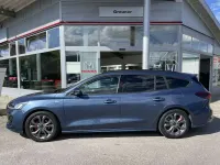 Gebraucht Ford Focus ST-Line X 155 PS (114 kW) 2023 Blue metallic Kombi