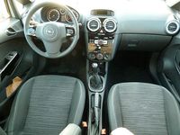Gebraucht Opel Corsa 86 PS (63 kW) 2014 Silber metallic Kleinwagen