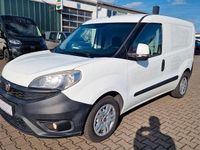 Gebraucht Fiat Doblò 95 PS (69 kW) 2017 Weiß Van / Kleinbus