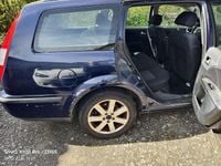 Gebraucht Ford Mondeo Ambiente 125 PS (91 kW) 2002 Kombi