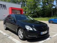 Usado Mercedes E220 170 CV (125 kW) 2011 Negro Berlina