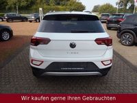 Gebraucht VW T-Roc Life 110 PS (80 kW) 2023 Pure white (metallic) SUV