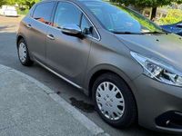 gebraucht Peugeot 208 PureTech 82 Allure