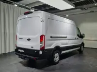 Gebraucht Ford Transit Trend 131 PS (96 kW) 2025 Weiß, frozen white Limousine