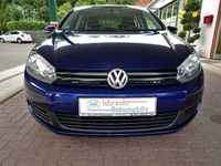 Gebraucht VW Golf VI Trendline 105 PS (77 kW) 2010 Blau metallic Kleinwagen