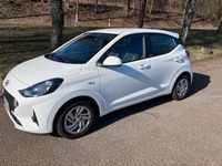 Gebraucht Hyundai i10 Select 67 PS (49 kW) 2021 Weiß Kleinwagen
