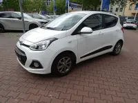 Gebraucht Hyundai i10 Passion 67 PS (49 kW) 2017 Weiß Kleinwagen