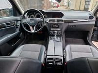 Gebraucht Mercedes C220 170 PS (125 kW) 2012 Schwarz Kombi