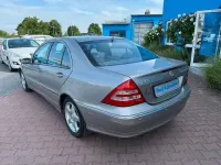 Second-hand Mercedes C200 163 CP (119 kW) 2002 Argintiu Berlinǎ