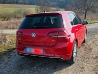 Gebraucht VW Golf VII Pro 116 PS (85 kW) 2018 Rot Limousine