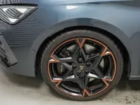 Gebraucht Cupra Leon VZ 333 PS (244 kW) 2025 Magnetic grau Kombi