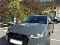 Gebraucht Audi A3 Sport 116 PS (85 kW) 2018 Grau Limousine