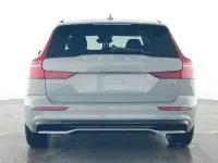 Gebraucht Volvo V60 Plus 197 PS (144 kW) 2025 Vapour grey Kombi