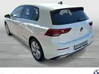 Gebraucht VW Golf VIII Style 130 PS (95 kW) 2024 Weiß Limousine