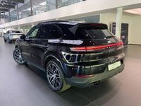 Gebraucht Porsche Cayenne 471 PS (346 kW) 2024 Schwarz SUV