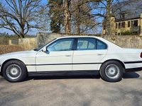 Gebraucht BMW 750 326 PS (239 kW) 1995 Weiß Limousine