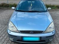 Gebraucht Ford Focus Ghia 101 PS (74 kW) 2003 Blau Kleinwagen
