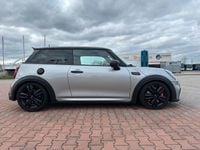 Gebraucht Mini John Cooper Works 231 PS (169 kW) 2023 Silber Kleinwagen