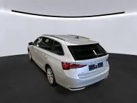 Gebraucht Skoda Octavia Selection 150 PS (110 kW) 2024 Brilliantsilber metallic Kombi