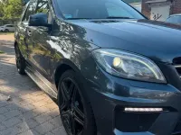 Gebraucht Mercedes ML63 AMG AMG 557 PS (409 kW) 2013 Grau SUV