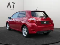 Gebraucht Toyota Auris Edition 99 PS (72 kW) 2011 Rot Kleinwagen