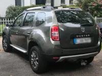 Second-hand Dacia Duster 106 CP (77 kW) 2015 Verde SUV