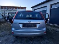 Gebraucht Ford Fiesta 80 PS (58 kW) 2008 Silber Kleinwagen