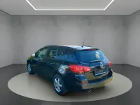 Gebraucht Opel Astra 140 PS (102 kW) 2012 Schwarz Kombi