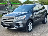 Używany Ford Kuga 150 KM (110 kW) 2016 Szary SUV