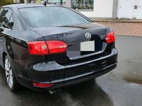 gebraucht VW Jetta 2,0 Liter * Highline *Navi* Teilleder * Kayless-Go Funkt