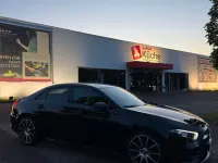 Gebraucht Mercedes A200 AMG line 163 PS (119 kW) 2022 Schwarz Limousine
