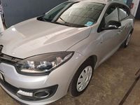 Gebraucht Renault Mégane GrandTour LIMITED 110 PS (80 kW) 2015 Silber Kombi