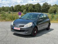 Gebraucht Renault Clio II 75 PS (55 kW) 2006 Grau Limousine