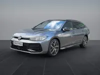 Gebraucht VW Passat R-line 193 PS (141 kW) 2024 Kombi