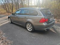 Gebraucht BMW 325 218 PS (160 kW) 2010 Grau Kombi