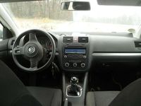 Gebraucht VW Jetta Trendline 122 PS (89 kW) 2009 Silber Limousine