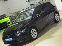 Gebraucht VW Golf VIII Life 116 PS (85 kW) 2023 Deep black pearlescent (metallic) Limousine