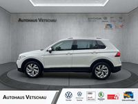 Gebraucht VW Tiguan Move 122 PS (89 kW) 2023 Weiß SUV
