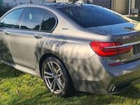 Gebraucht BMW 740 iPerformance 326 PS (239 kW) 2017 Grau Limousine