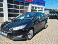 Gebraucht Ford Focus Titanium 125 PS (91 kW) 2018 Grau Kombi